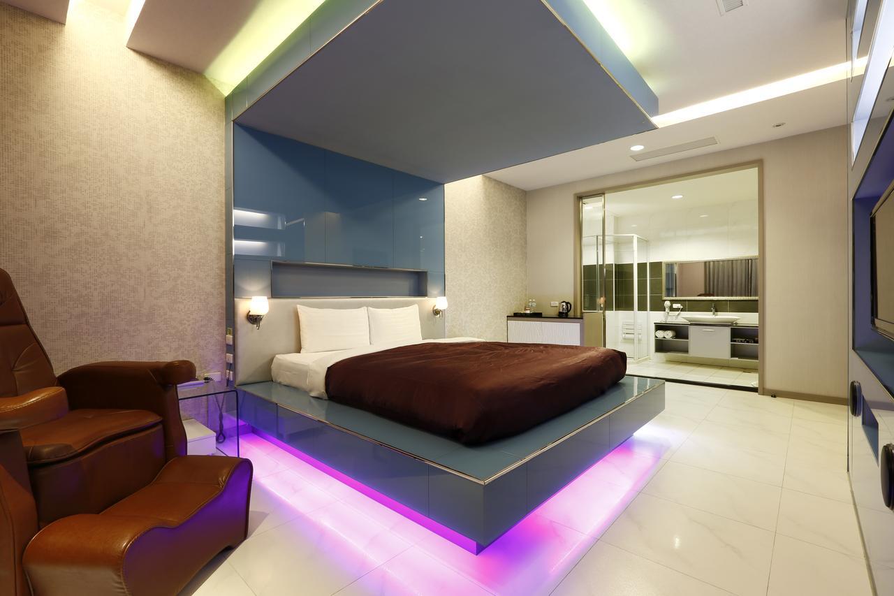 Hua Xiang Hotel-Qishan Exterior photo